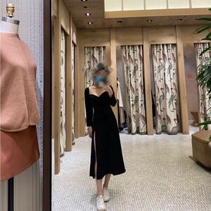 NWT Aritzia Black Tulum High Split Dress